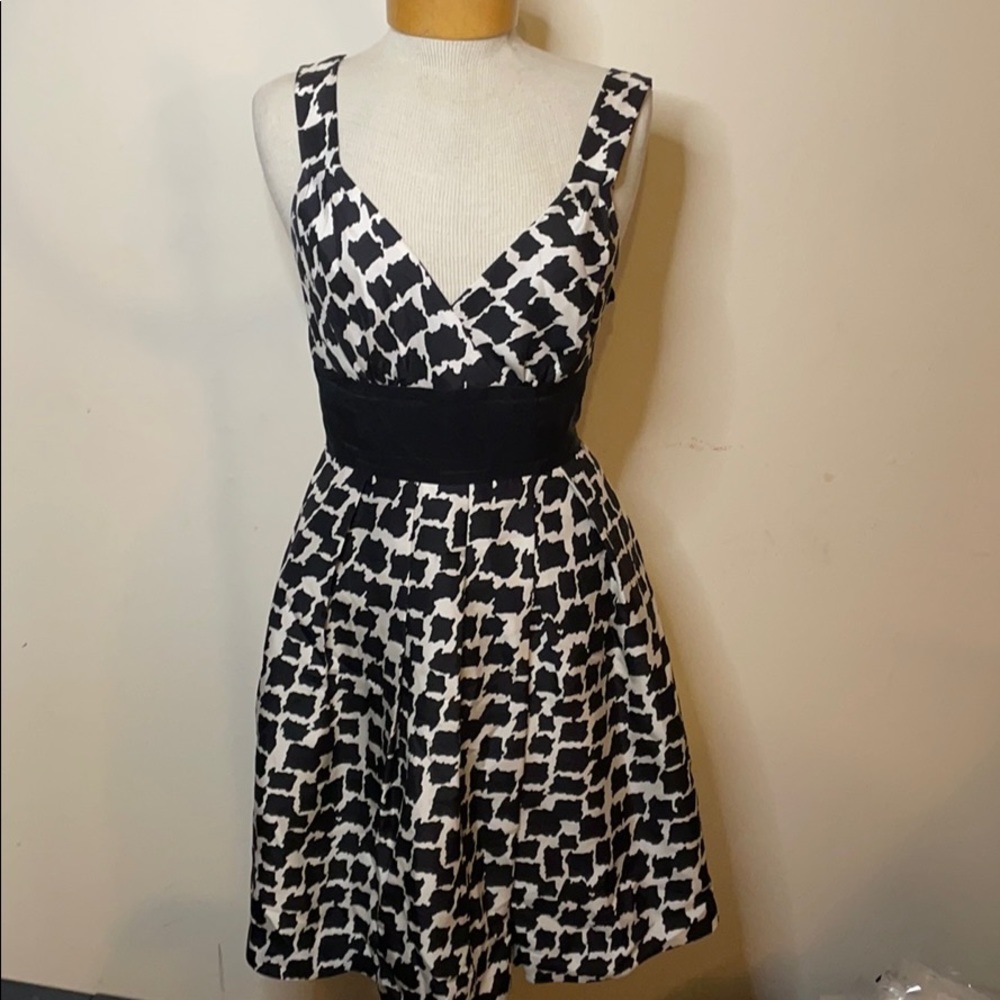 White House Black Market Black And White dress